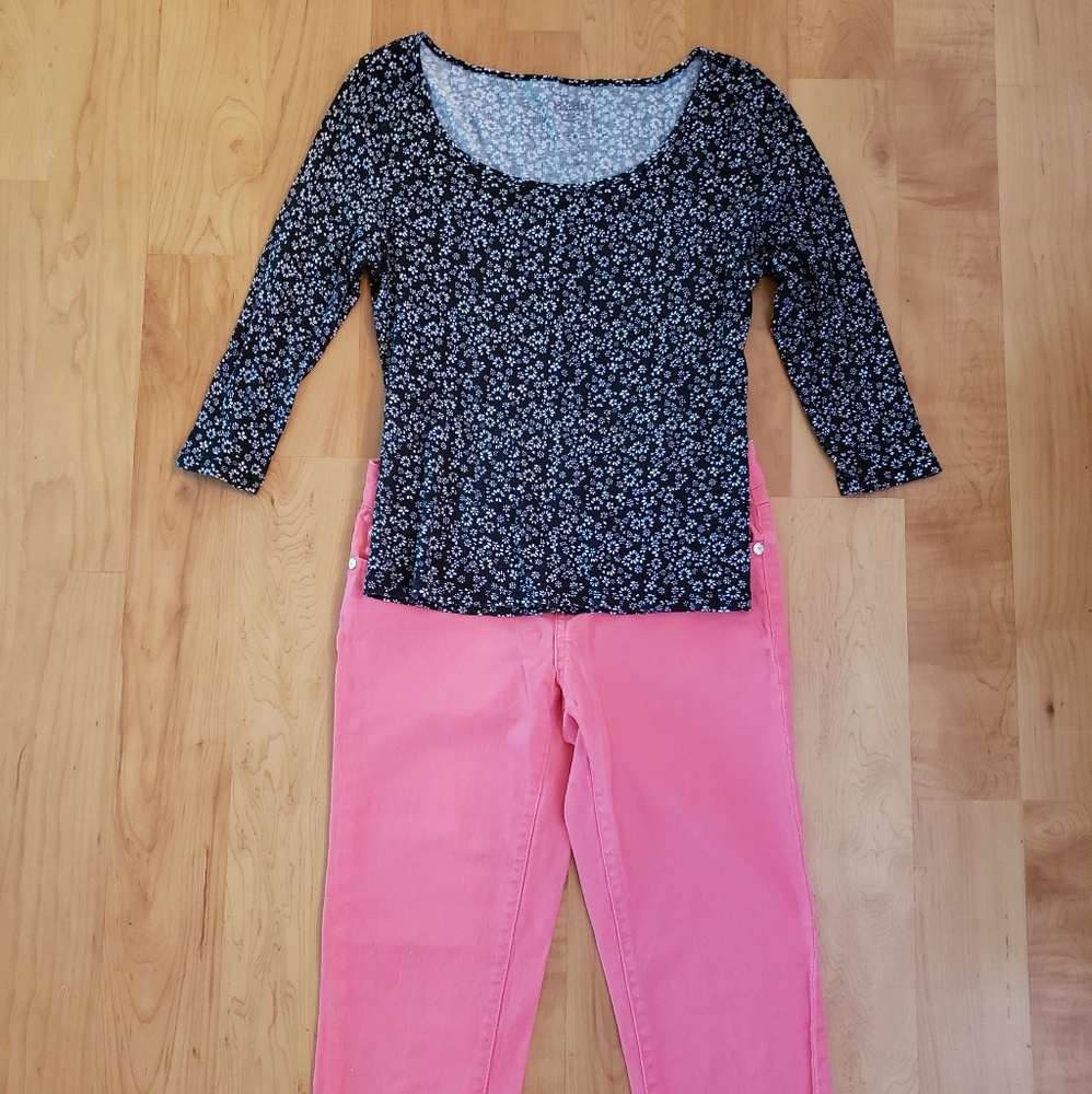 Short Cut Jeans & Stretch Top!